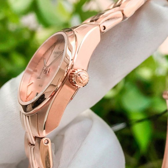 🔥Tissot Ladies Rose Gold Classic Watch! Sale! - Picture 5 of 8
